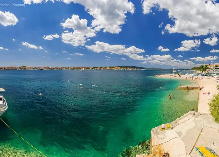 Zdenka * Brodarica (Sibenik-Knin)